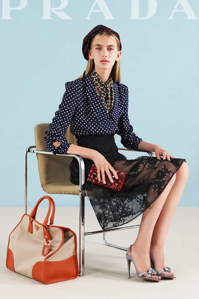 Look 25